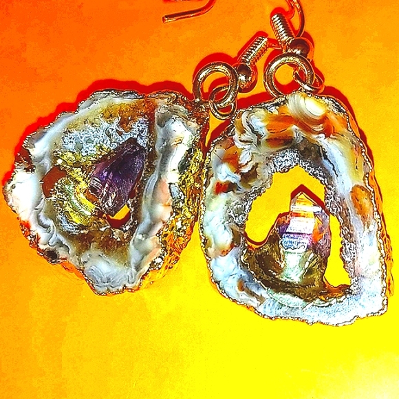 Sunyik Natural Agate Geode Drop Earrings - Picture 2 of 5